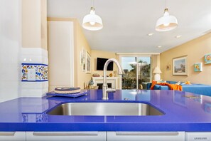 House, Multiple Beds (Pacific Palms)