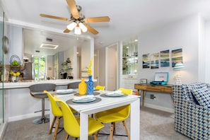 House, Multiple Beds (Surfside Life) | In-room dining