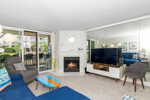 House, Multiple Beds (Surfside Life) | Living area