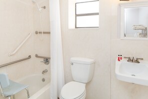 Combined shower/bathtub, deep-soaking bathtub, rainfall showerhead