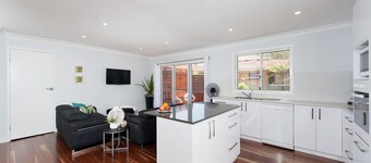 Eden by the Bay, 98 Sandy Point Rd - Large family home just 300m to Corlette Beach