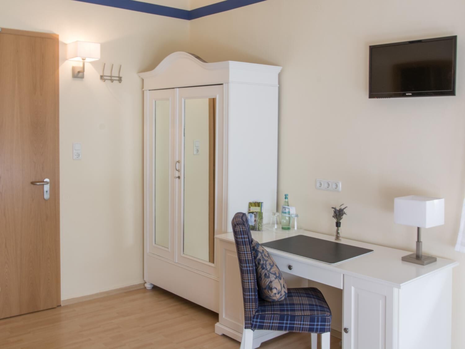 Desk, free WiFi, bed sheets