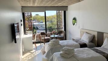 Habitación con 2 camas individuales, 2 camas individuales, para no fumadores | Ropa de cama de alta calidad y caja de seguridad en la habitación