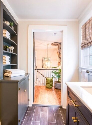 69B Spring Street - 2 BR / 1 BA Holiday home 2
