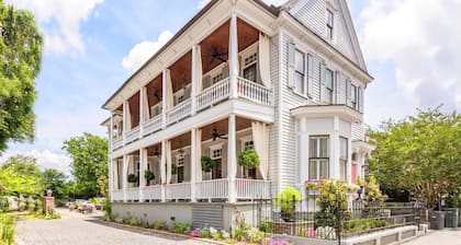 154 E Spring Street - 1 BR / 1 BA Holiday home 1