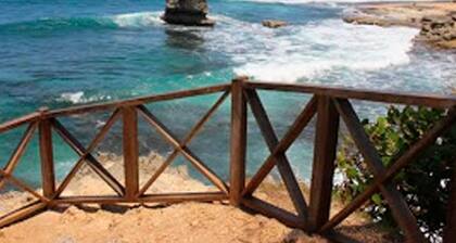 Cabinas Manzanillo Caribe Sur CR