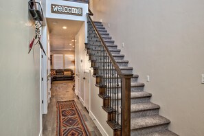House, Multiple Beds, Mountain View (Base Camp) | Interior