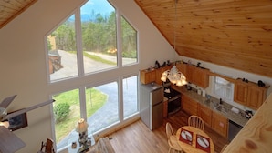 House | Private kitchen | Coffee/tea maker, fridge, microwave, oven - Inspiration Point Holiday home 0 (Gatlinburg)