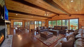 House | Living area | TV