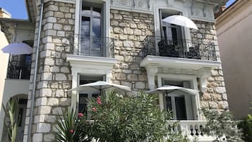 Club maisonnette, 1 slaapkamer | Uitzicht op de tuin