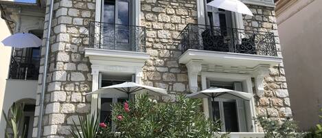 Dúplex Club, 1 habitación | Vista al jardín