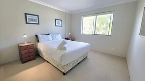 2 bedrooms, bed sheets - Misthaven, Unit 1/12 Mistral Close (Nelson Bay)