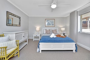 Unclassified image, 3 of 28, button - The Anchorage, Unit 12/9 Laman Street (Nelson Bay)