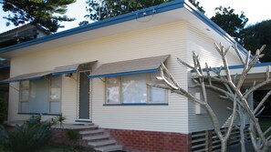 Exterior - A dog friendly property (Shoal Bay)