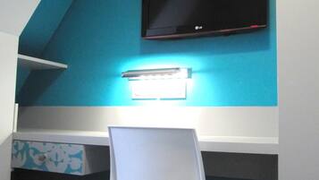 Cribs/infant beds, bed sheets