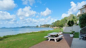 Property grounds - Right on the water at Soldiers Point (Soldiers Point)