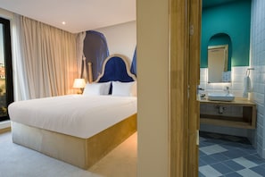 Quarto casal ou duplo superior | Roupas de cama antialérgicas, frigobar, cofres nos quartos
