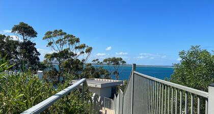 Foreshore Paradise Nelson Bay