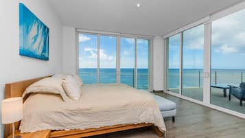 7 habitaciones, caja de seguridad en la habitación y escritorio