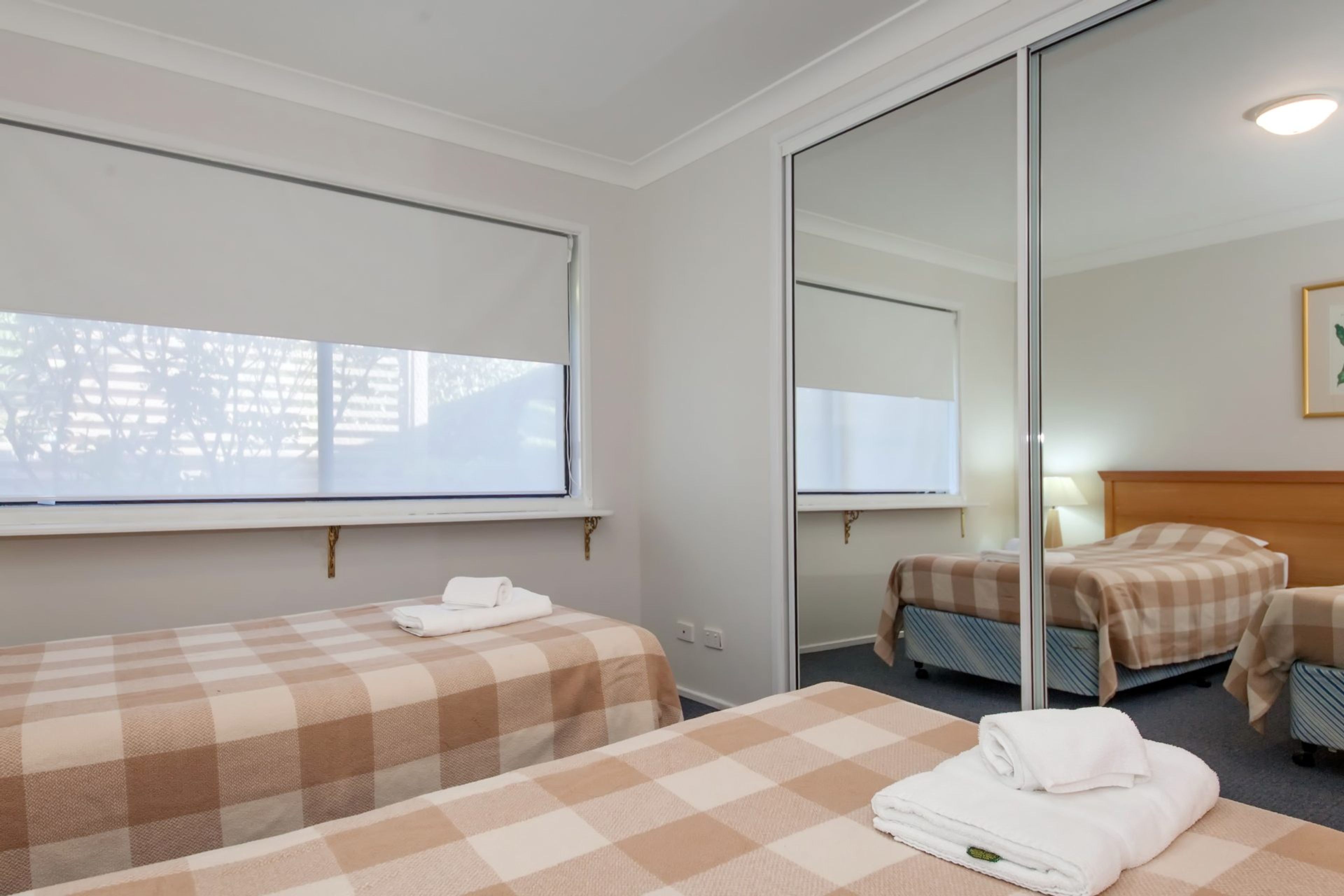 2 bedrooms, bed sheets