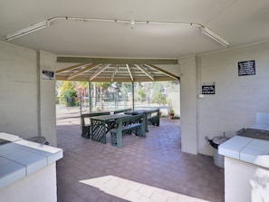 Outdoor dining - Carindale, Unit 21/19 Dowling Street (Nelson Bay)