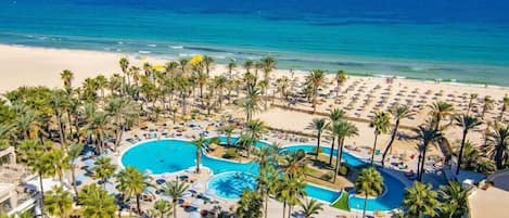 Innenpool, Außenpool