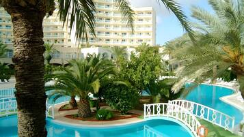 Indoor pool, outdoor pool