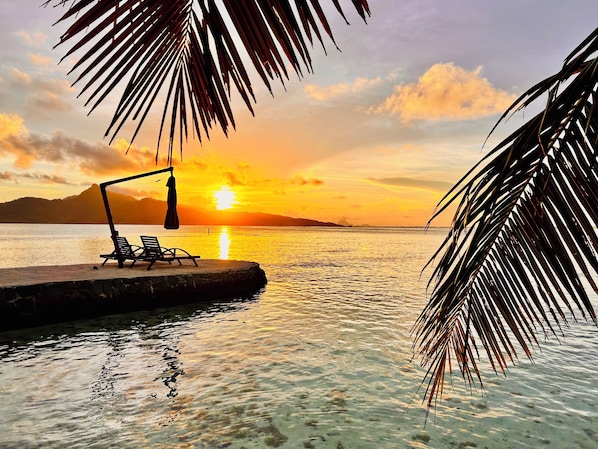 Private beach, white sand, sun-loungers, beach umbrellas
