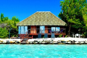 Bungalow Sunrise Premium view Huahine | Egyptian cotton sheets, premium bedding, Select Comfort beds, minibar - EDEN - Private Island - TAHA'A (Taha'a)