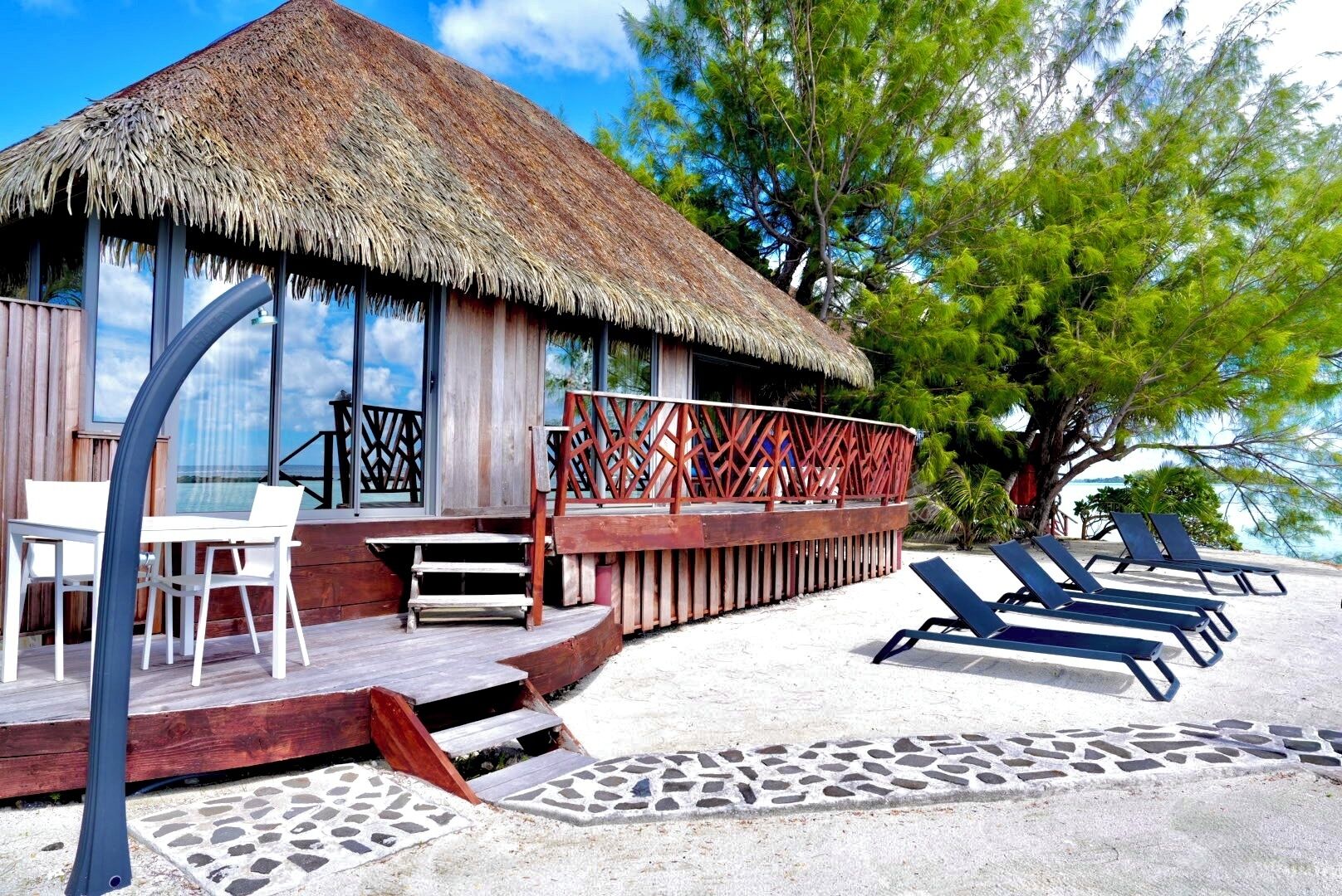 Bungalow Sunrise Premium view Huahine | Egyptian cotton sheets, premium bedding, Select Comfort beds, minibar