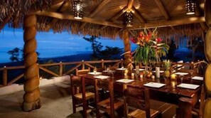 Breakfast, lunch served; local and international cuisine, sea views