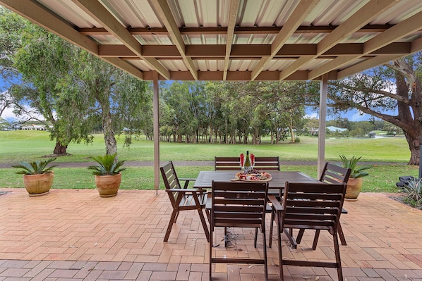 Outdoor dining