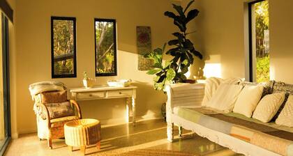 “ROCKPOOL” Holiday Beach House Margaret River (8 min walk to beach)