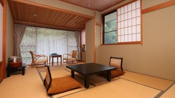 Japanese Style Room for 4 People