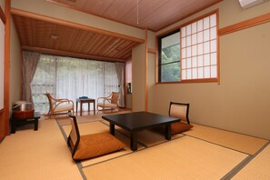 傳統客房 (Japanese Style for 4 People)