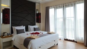 Unclassified image, 2 of 32, button - Villa Mila (Canggu)