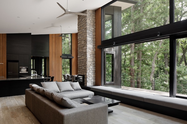 Flat-screen TV, heated floors