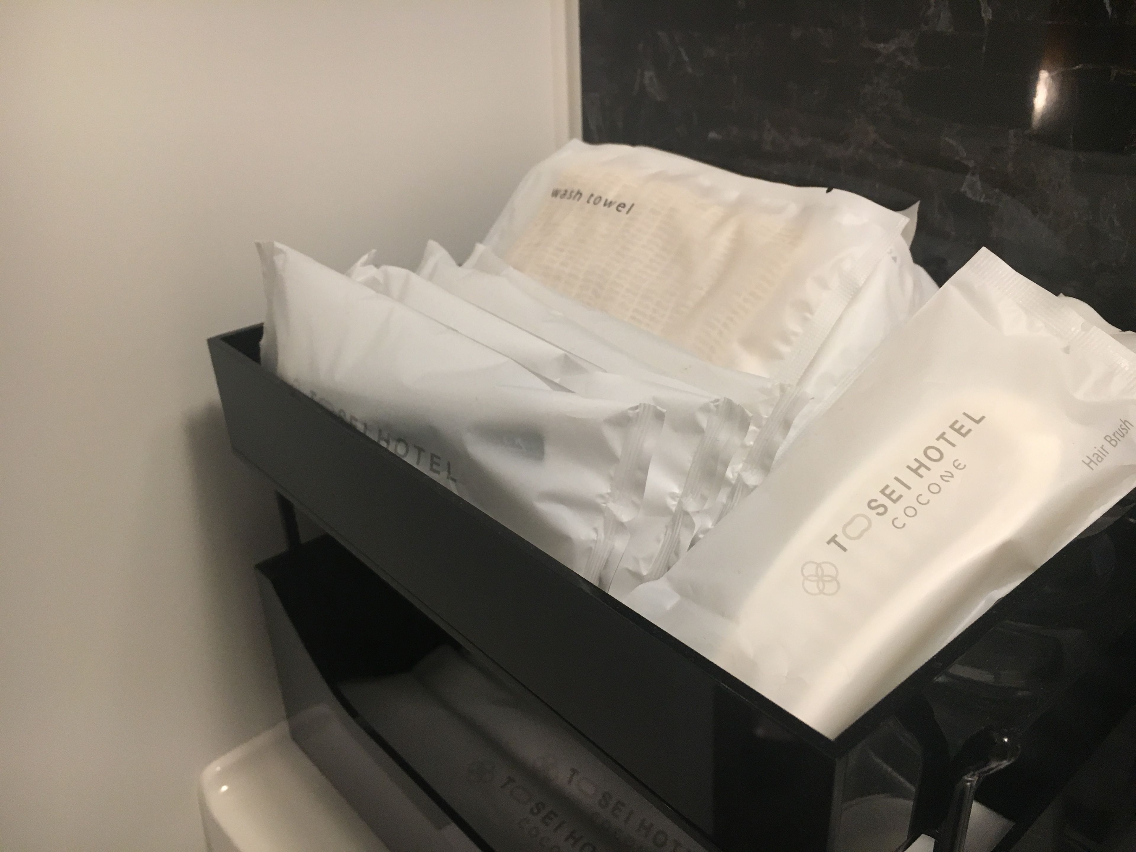 combined shower/bathtub, free toiletries, hair dryer, slippers