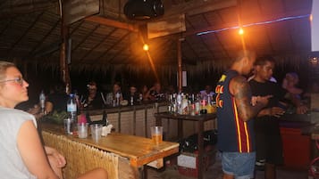 Bar (en la propiedad)