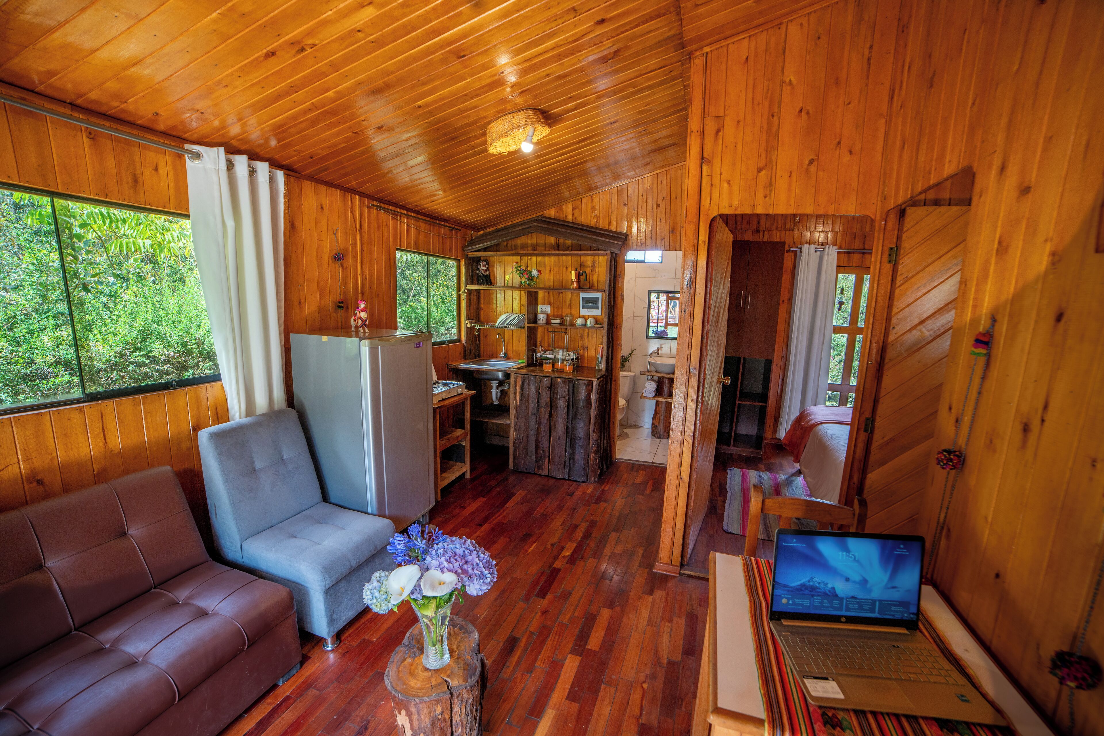 Superior Bungalow, 2 Bedrooms, Kitchen, Garden View | Living area