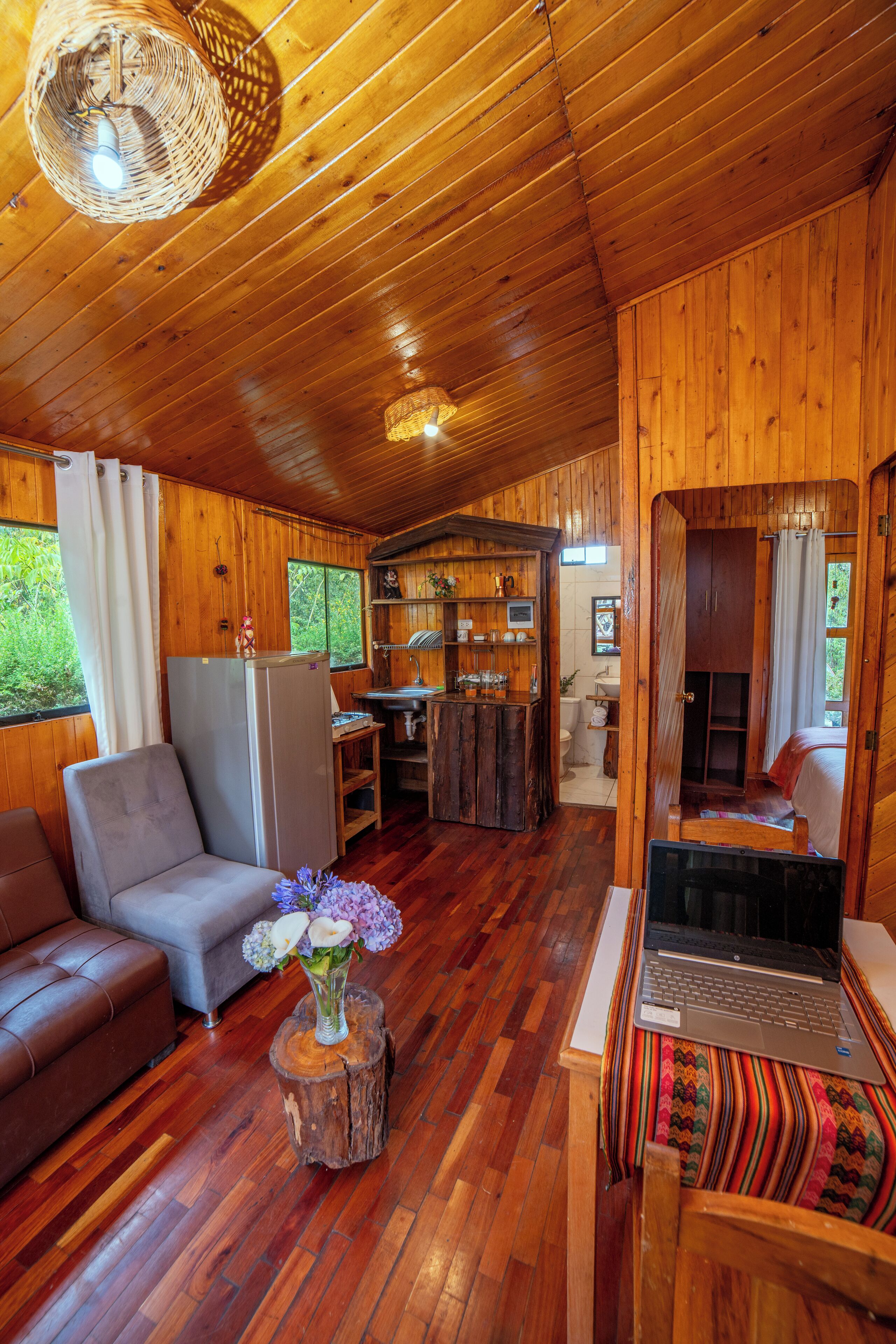 Superior Bungalow, 2 Bedrooms, Kitchen, Garden View | Living area