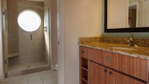 Villa, 1 Bedroom | Bathroom
