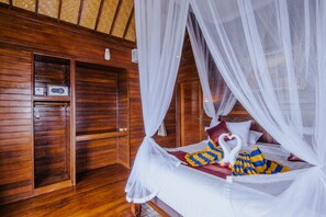 1 bedroom, desk, rollaway beds, free WiFi - Sunday Huts Lembongan (Lembongan Island)