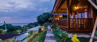 Sunday Huts Lembongan