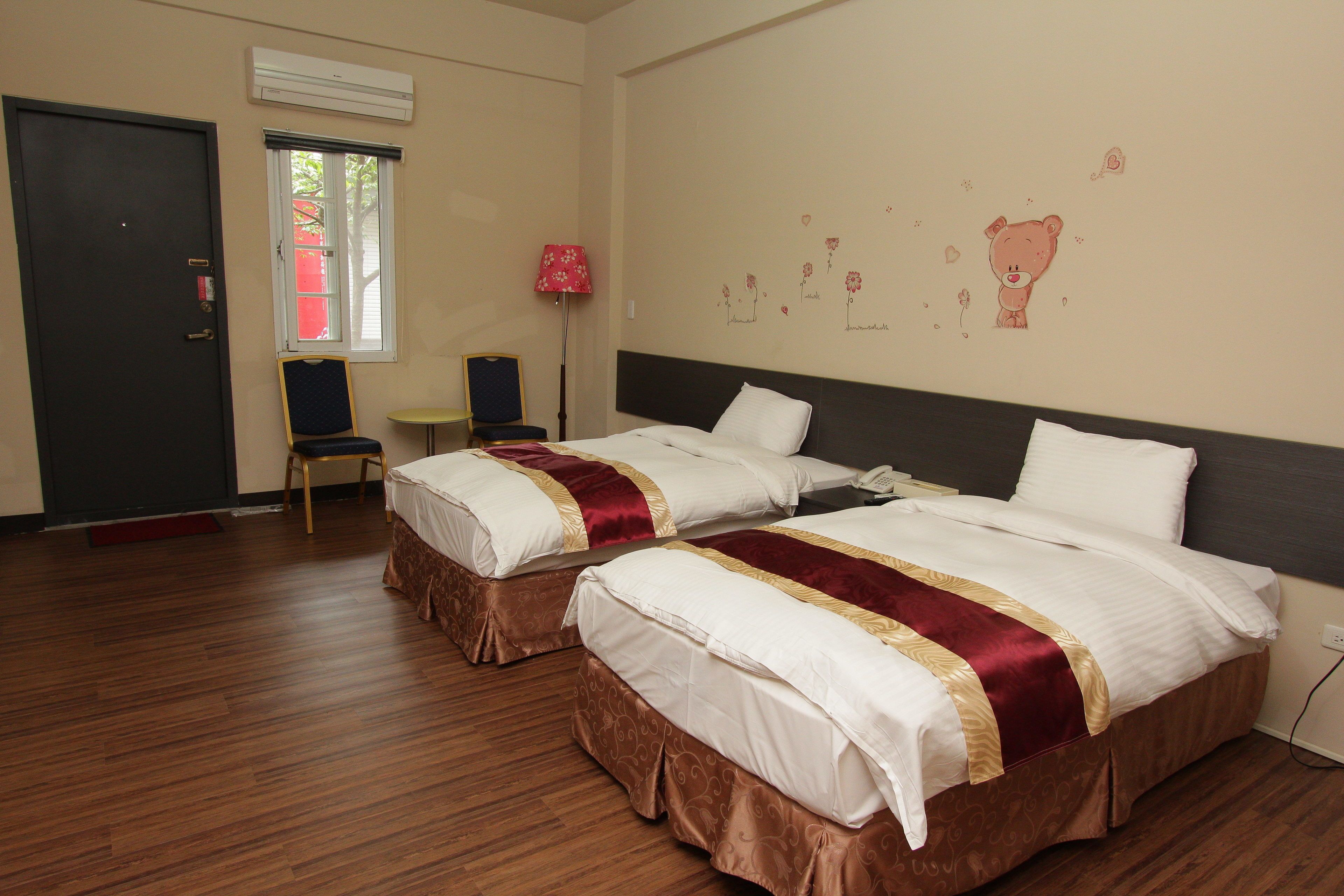 standard double or twin room | premium bedding, desk, blackout curtains, free wifi