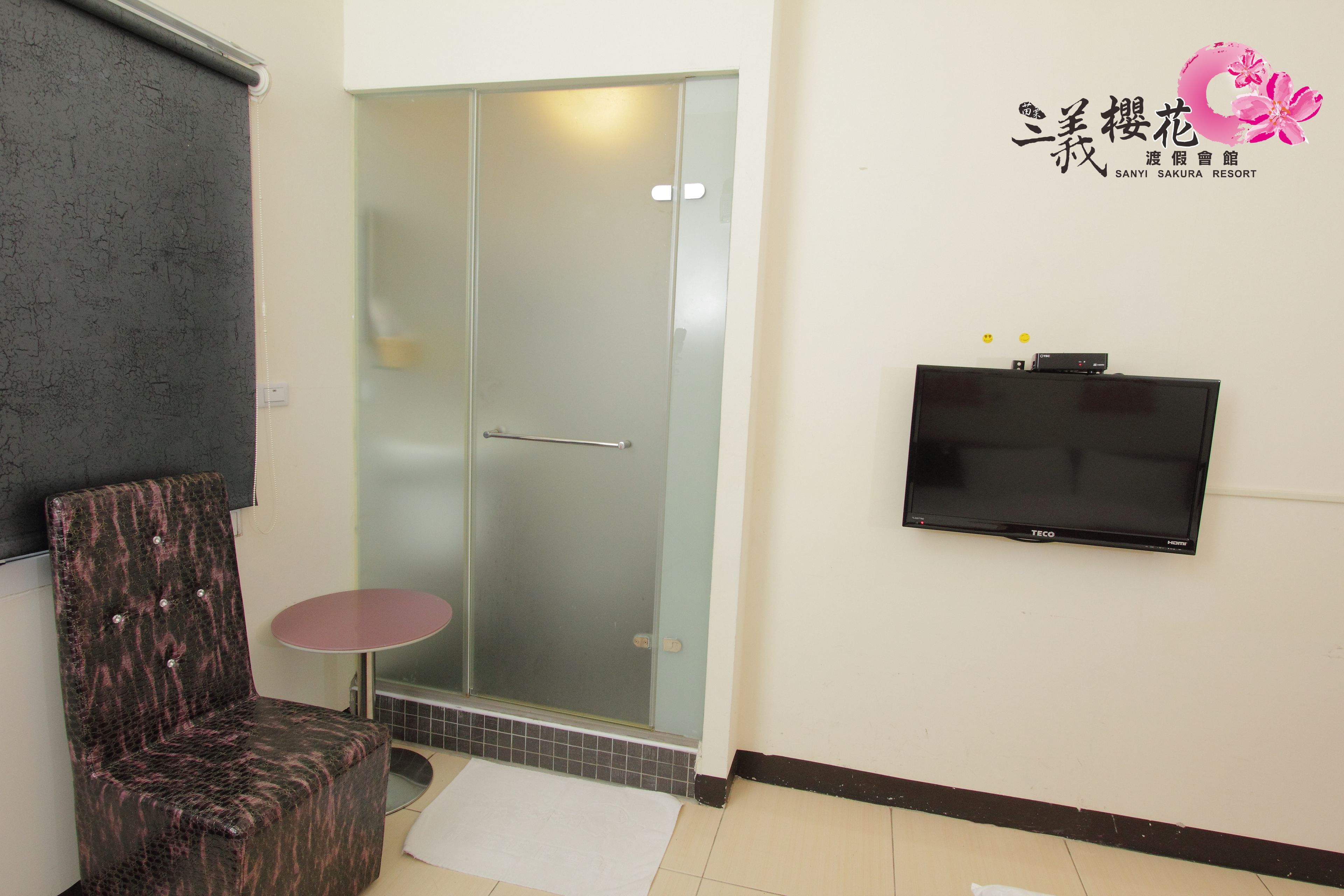 elite double room | bathroom | shower, free toiletries, hair dryer, slippers