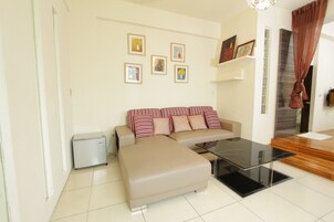 標準四人房 | 高級寢具、書桌、遮光布/窗簾、免費無線上網