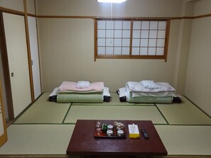 傳統客房, 共用浴室 (Japanese Style 12 Tatami-mat) | 隔音、免費無線上網、床單