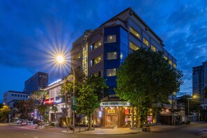 Exterior - Azumaya Hotel Phnom Penh (Phnom Penh)