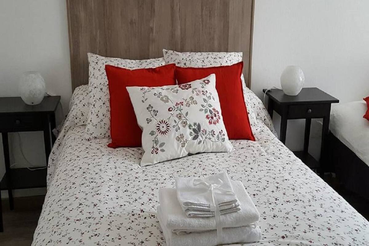 Triple Room | Individually decorated, individually furnished, desk, blackout curtains